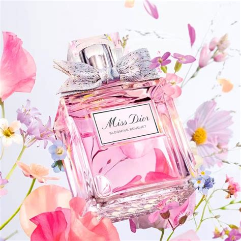 dior ブルーミングブーケ|miss dior blooming perfume.